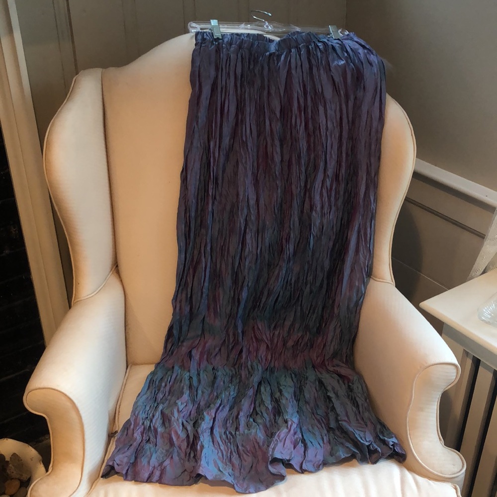 Long maxi crinkle pull-on skirt aqua and purple size medium M